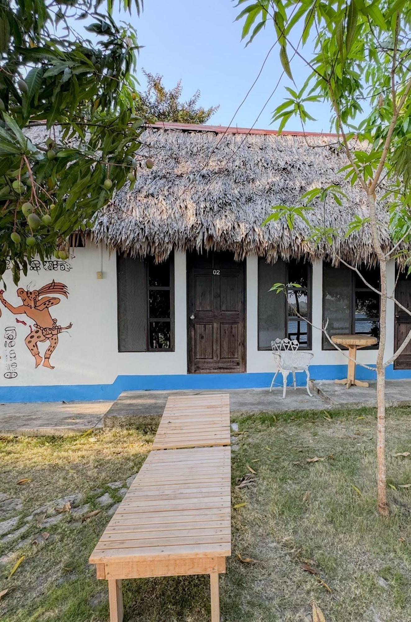 Mayan Spirit Flores Zewnętrze zdjęcie